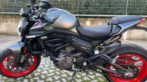 Ducati Monster 937 (2021 - 25)  (8)