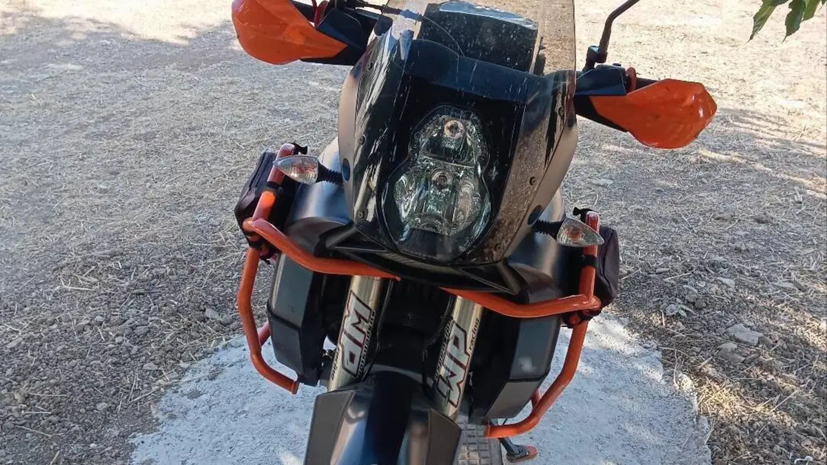 KTM 990 Adventure (2006 - 08)  (2)