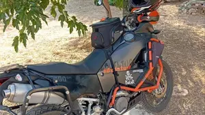 KTM 990 Adventure (2006 - 08)  (3)