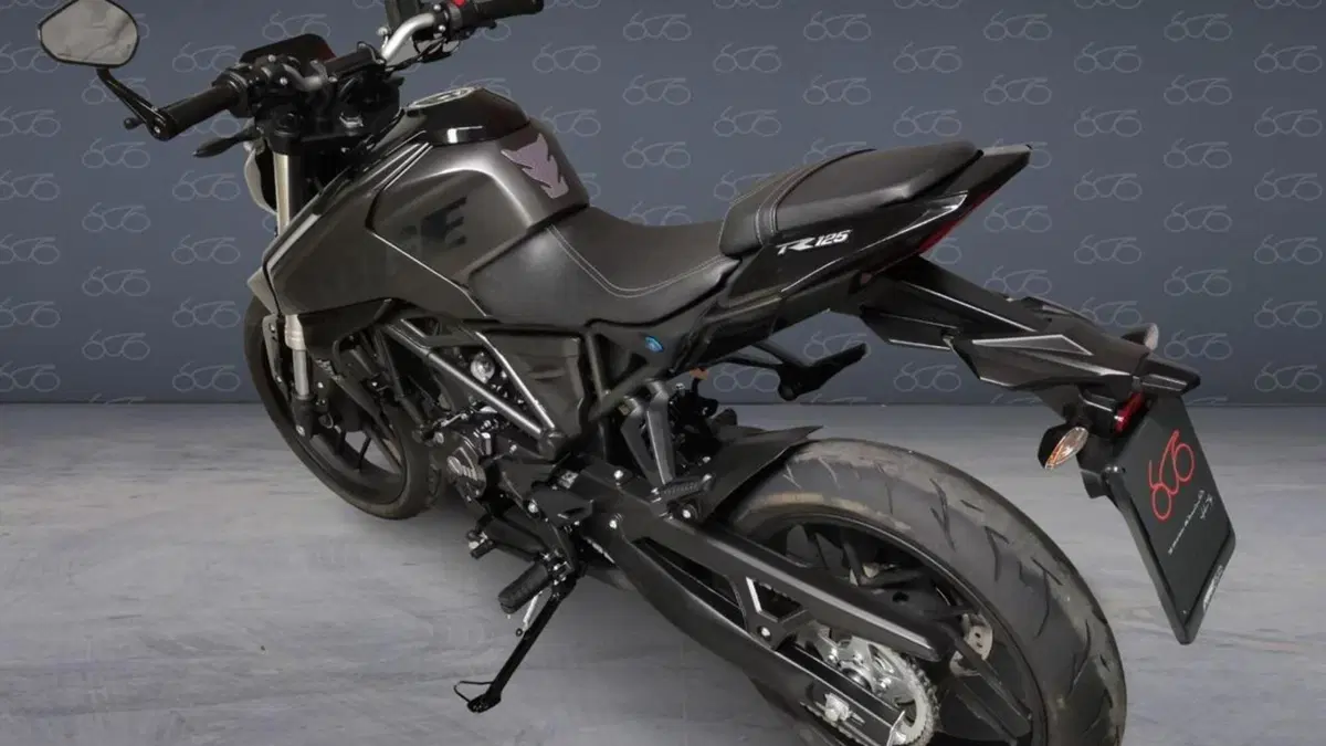 Voge Brivido 125R (2023 - 26)  (4)