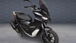 Aprilia SR GT 125 (2022 - 24)  (2)