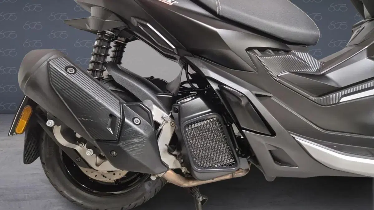 Aprilia SR GT 125 (2022 - 24)  (5)