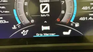 Yamaha T-Max 560 Tech Max (2022 - 24)  (10)