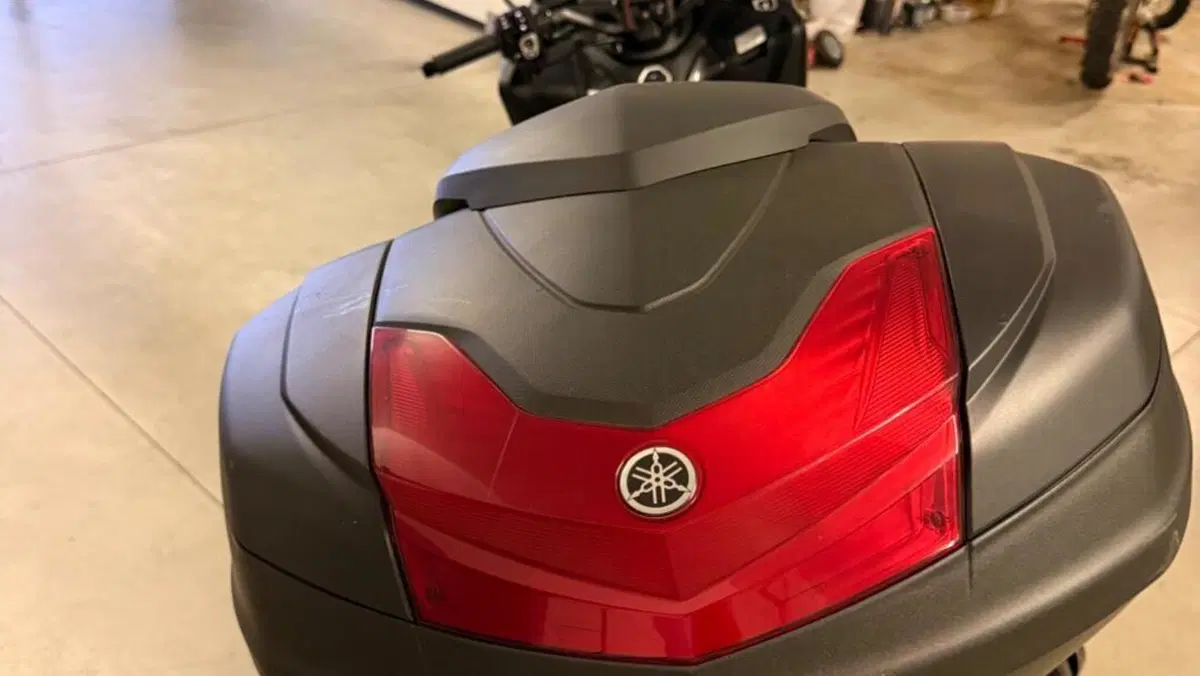 Yamaha T-Max 560 Tech Max (2022 - 24)  (16)