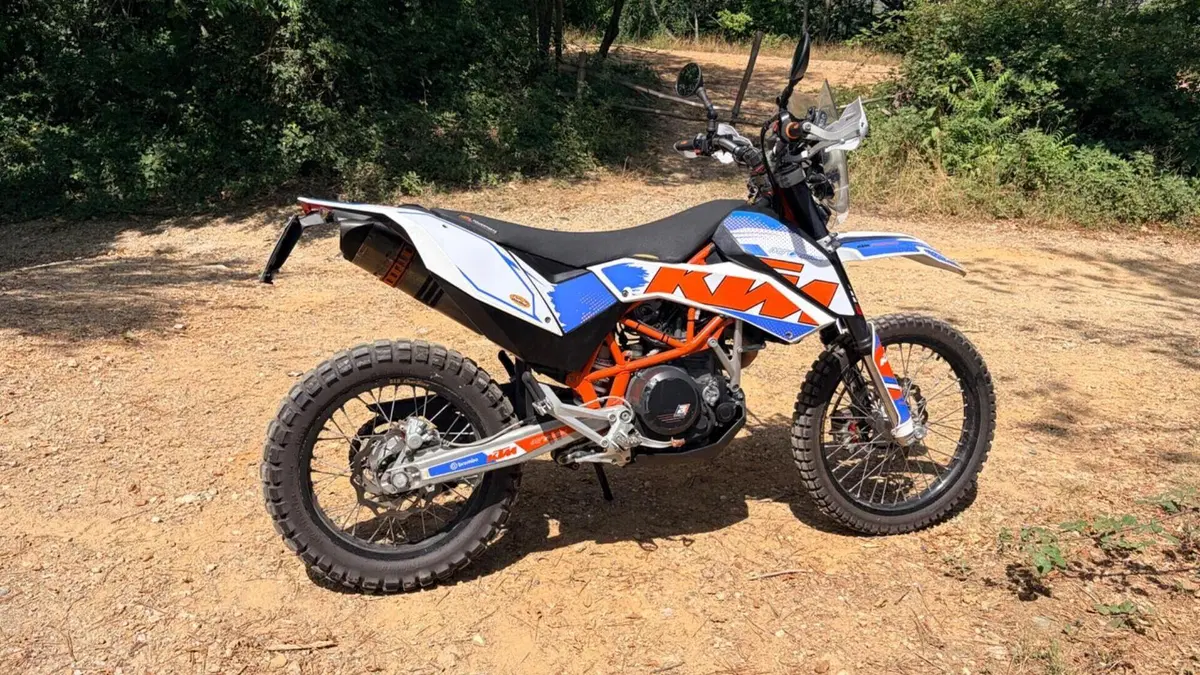KTM 690 Enduro R (2009 - 11)  (4)