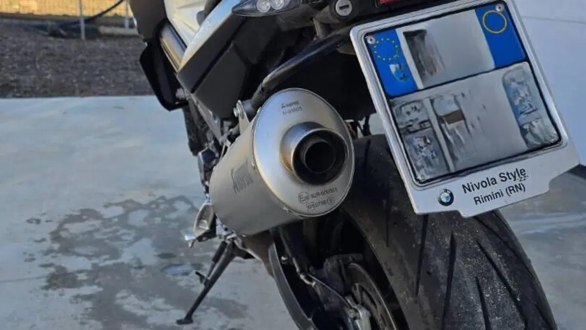 Bmw F 800 R (2009 - 11)  (6)