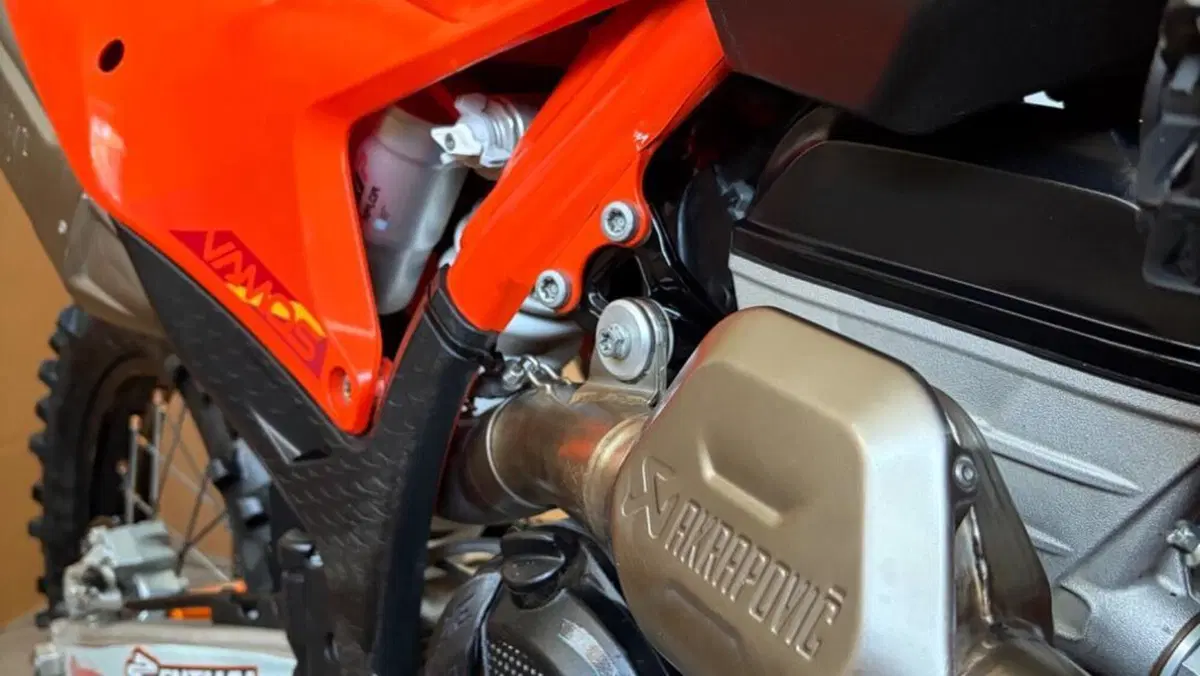 KTM 250 EXC-F Six Days (2025)  (4)
