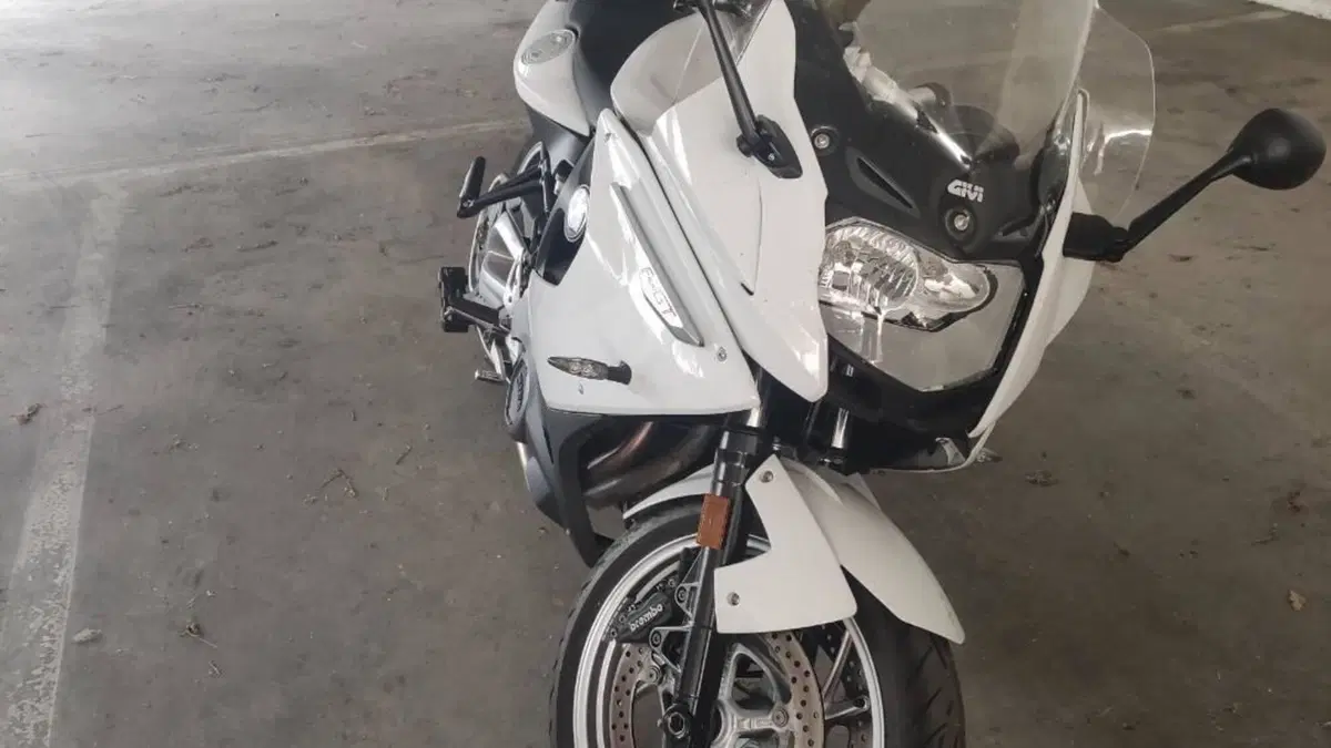 Bmw F 800 GT (2017 - 20)  (2)