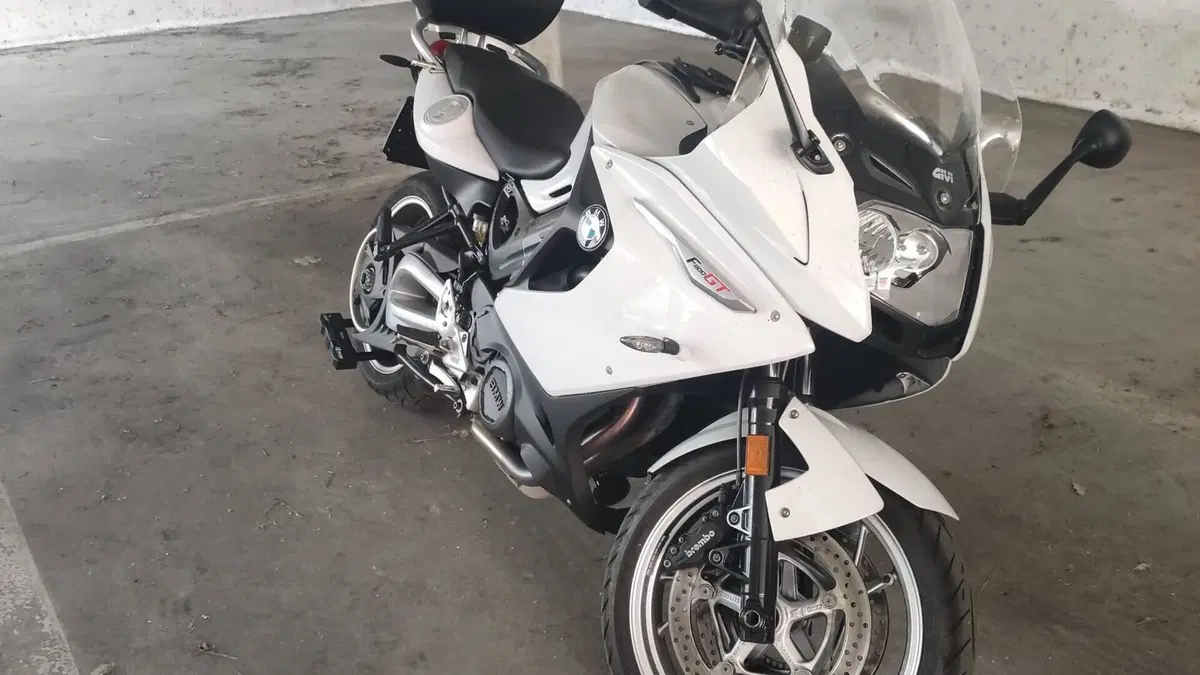 Bmw F 800 GT (2017 - 20)  (6)