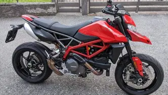 Ducati Hypermotard 950 (2022 - 25) usata