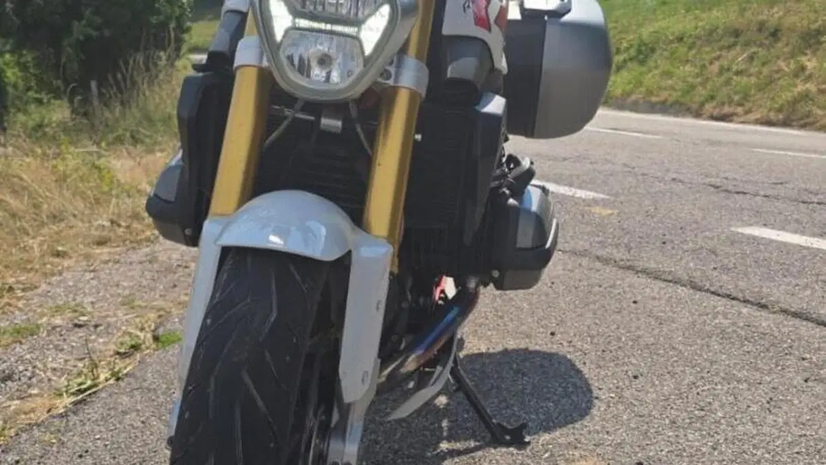 Bmw R 1200 R (2015 - 16)  (2)
