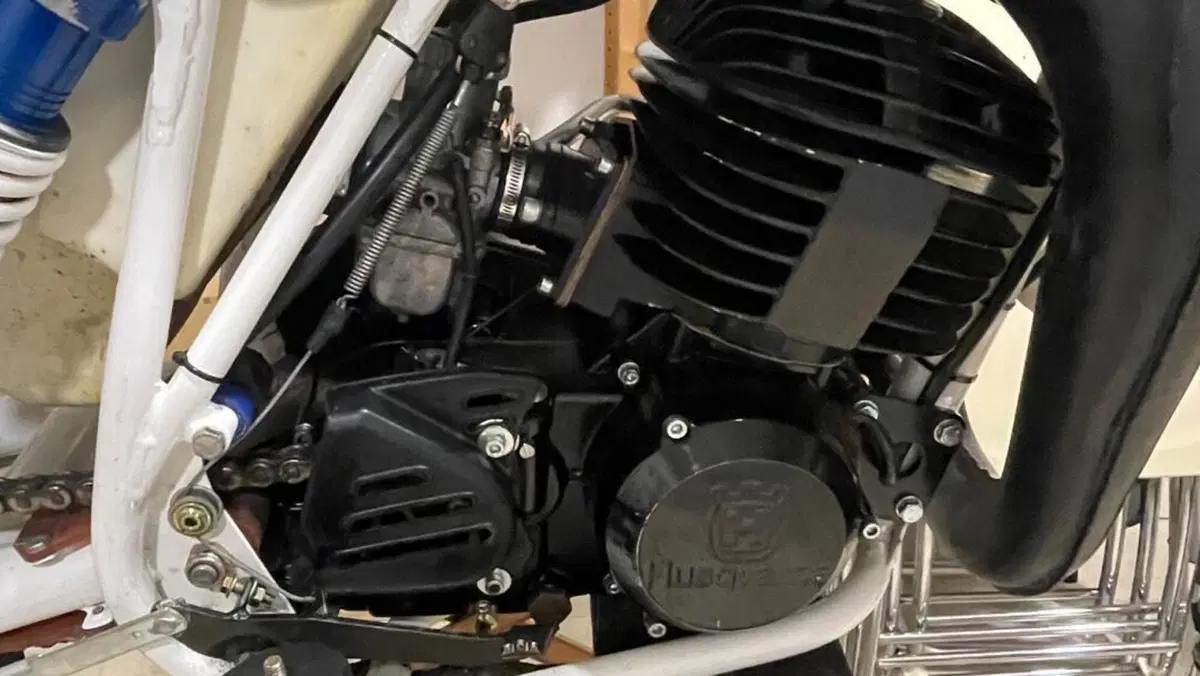 Husqvarna   (6)
