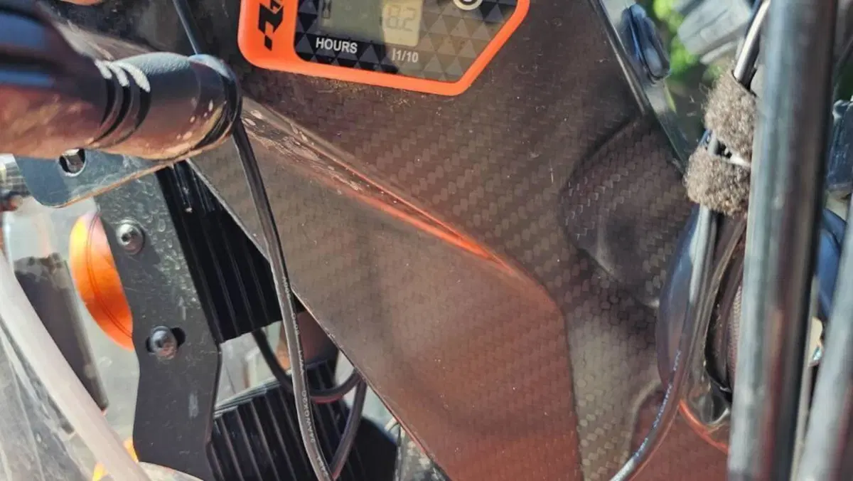 KTM 690 Enduro R (2022 - 25)  (11)