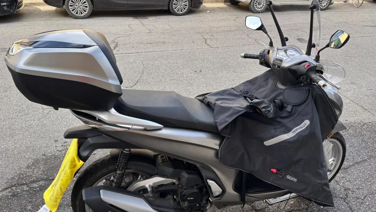 Honda SH 350 (2021 - 24)  (4)