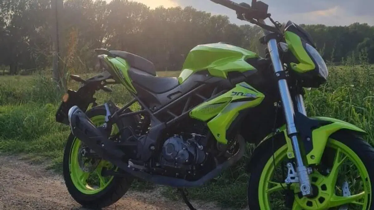 Benelli BN 125 (2018 - 20)  (3)