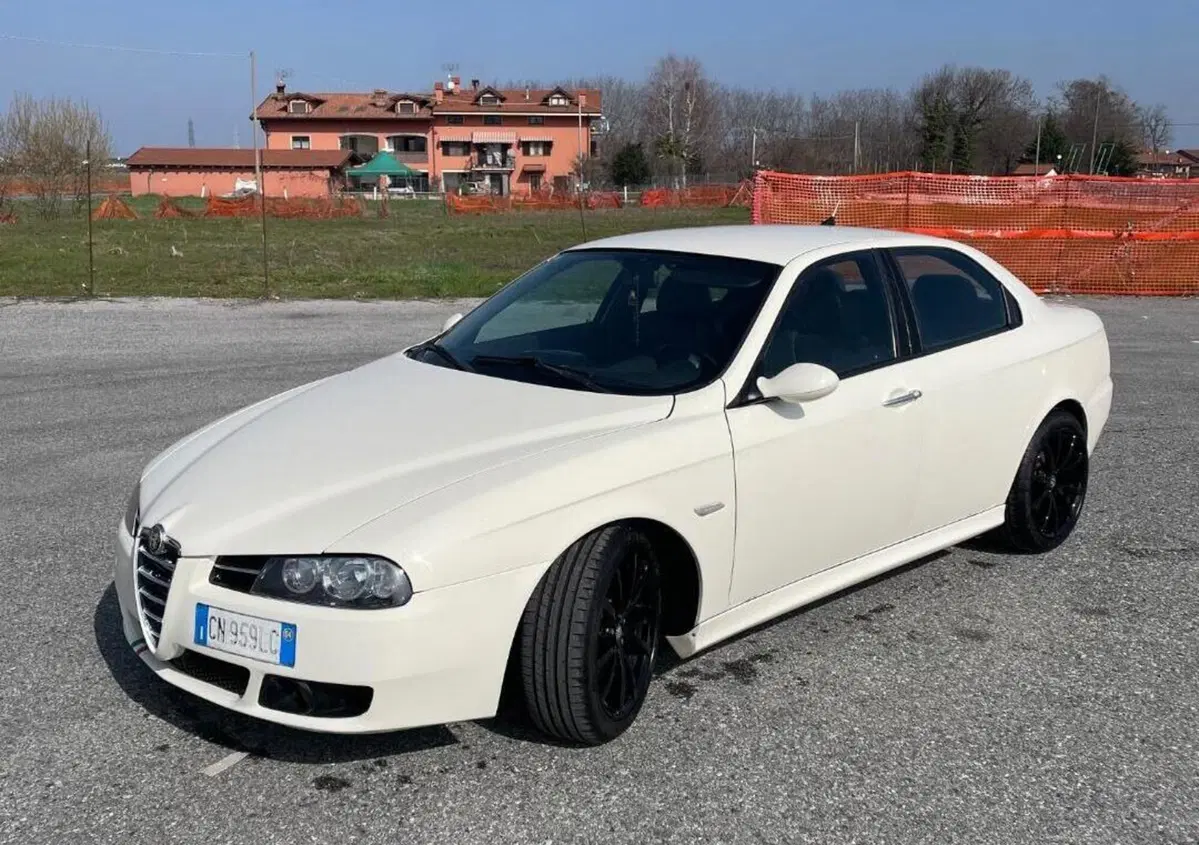 Alfa Romeo 156 2.4 JTD 20V T.I. (5)