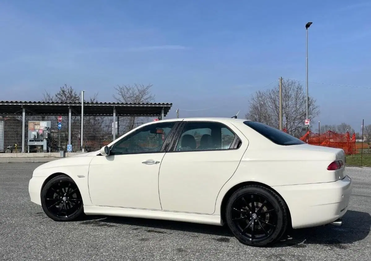 Alfa Romeo 156 2.4 JTD 20V T.I. (7)