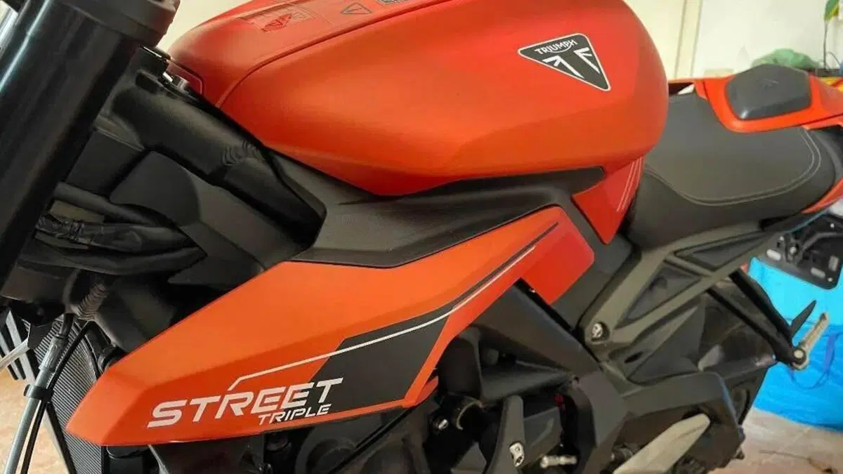 Triumph Street Triple 765 R (2023 - 26)  (8)