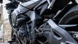 Yamaha YZF R1 (2020 - 25)  (4)