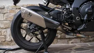 Yamaha YZF R1 (2020 - 25)  (5)