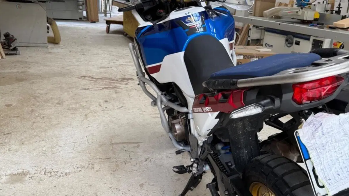 Honda Africa Twin CRF 1000L (2018 - 19)  (10)
