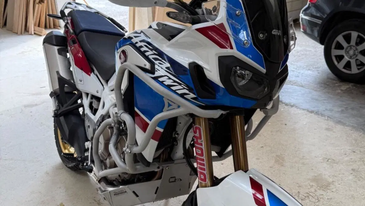 Honda Africa Twin CRF 1000L (2018 - 19)  (11)