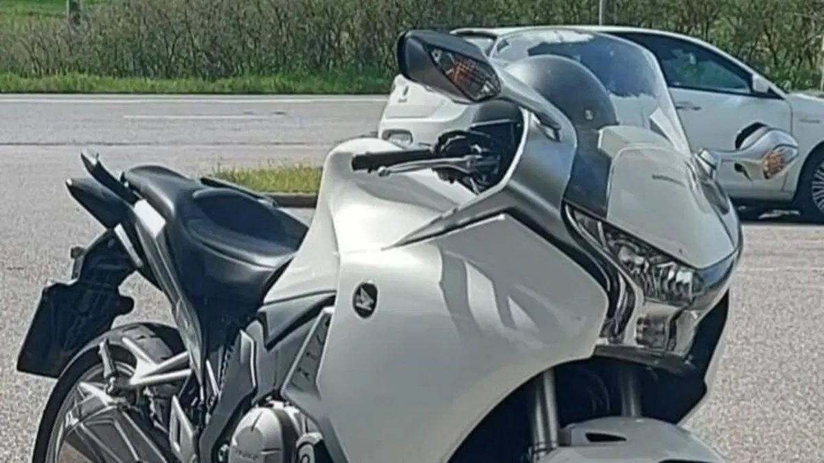 Honda VFR 1200 F ABS (2009 - 16) 