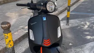 Vespa GTS 300 Super Sport (2023 - 24)  (2)