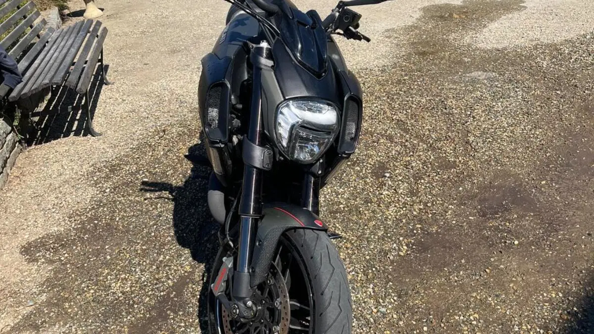 Ducati Diavel 1200 Carbon (2014 - 16)  (7)