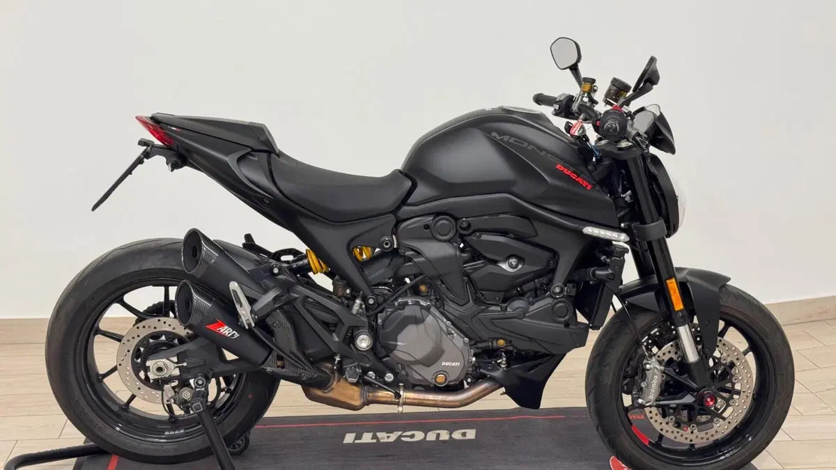 Ducati Monster 937 + (2021 - 25) 