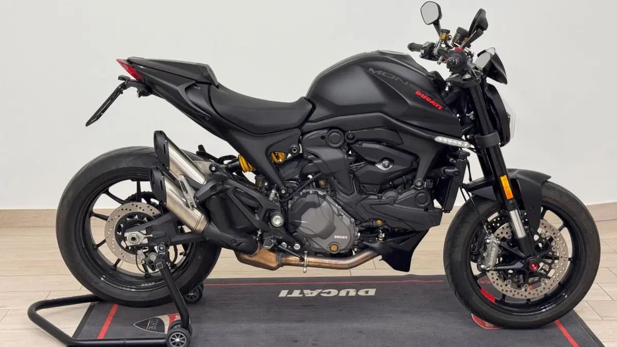 Ducati Monster 937 + (2021 - 25)  (3)