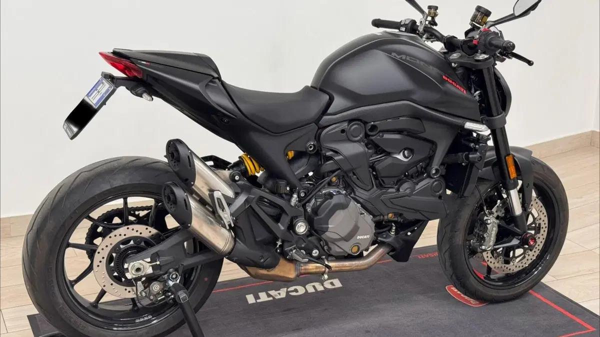 Ducati Monster 937 + (2021 - 25)  (4)