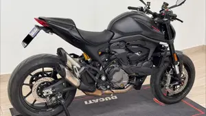 Ducati Monster 937 + (2021 - 25)  (4)