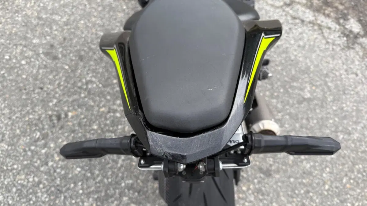 Kawasaki Z 900 (2021 - 24)  (8)