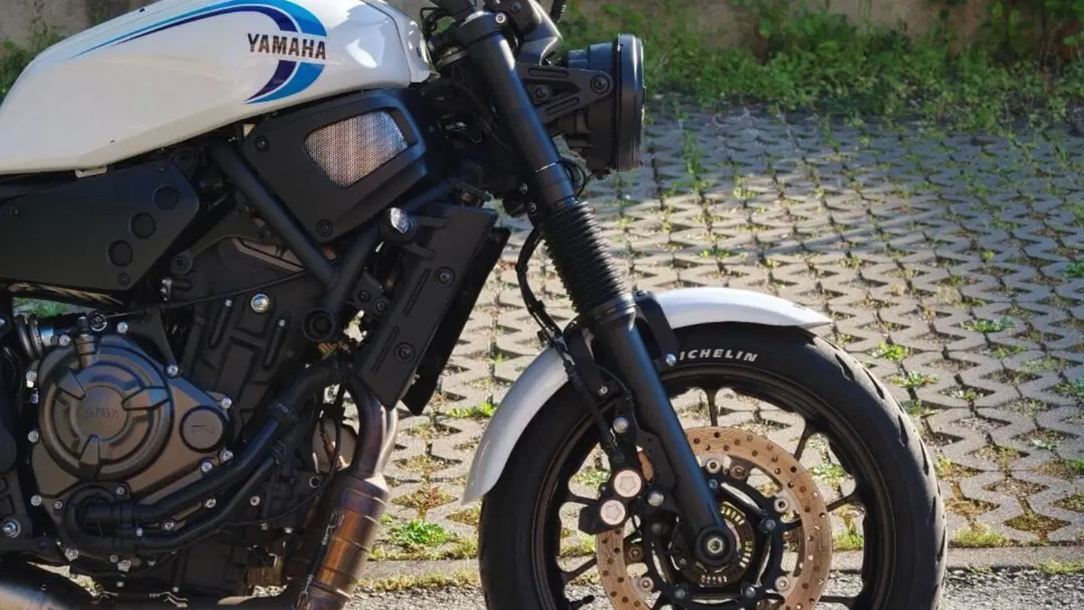 Yamaha XSR 700 (2022 - 26)  (2)