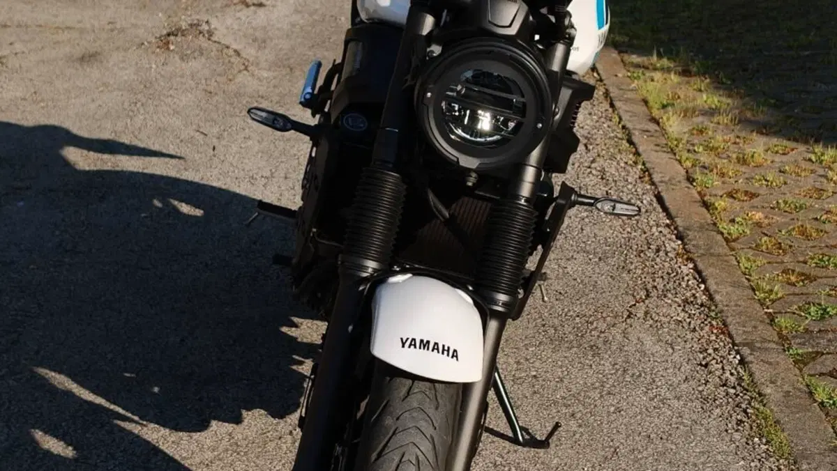 Yamaha XSR 700 (2022 - 26)  (4)