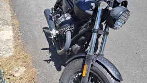 Moto Guzzi V9 Bobber (2021 - 25) 