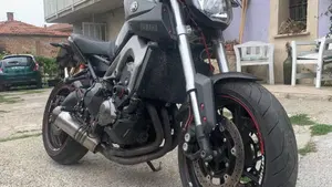 Yamaha MT-09 (2013 - 15)  (2)