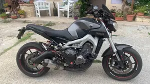 Yamaha MT-09 (2013 - 15)  (6)