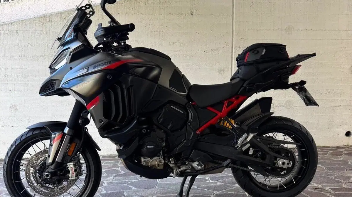 Ducati Multistrada V4 S Grand Tour (2024)  (2)