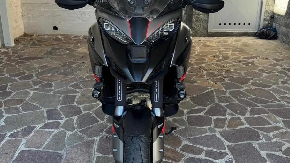 Ducati Multistrada V4 S Grand Tour (2024)  (3)