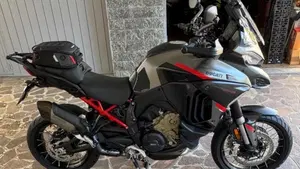 Ducati Multistrada V4 S Grand Tour (2024)  (5)