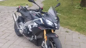 Aprilia Tuono V4 Factory (2019 - 20)  (7)