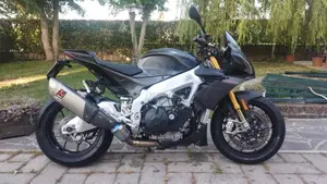 Aprilia Tuono V4 Factory (2019 - 20)  (10)