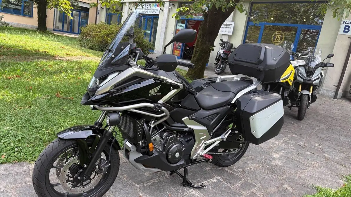Honda NC 750 X (2025 - 26)  (2)