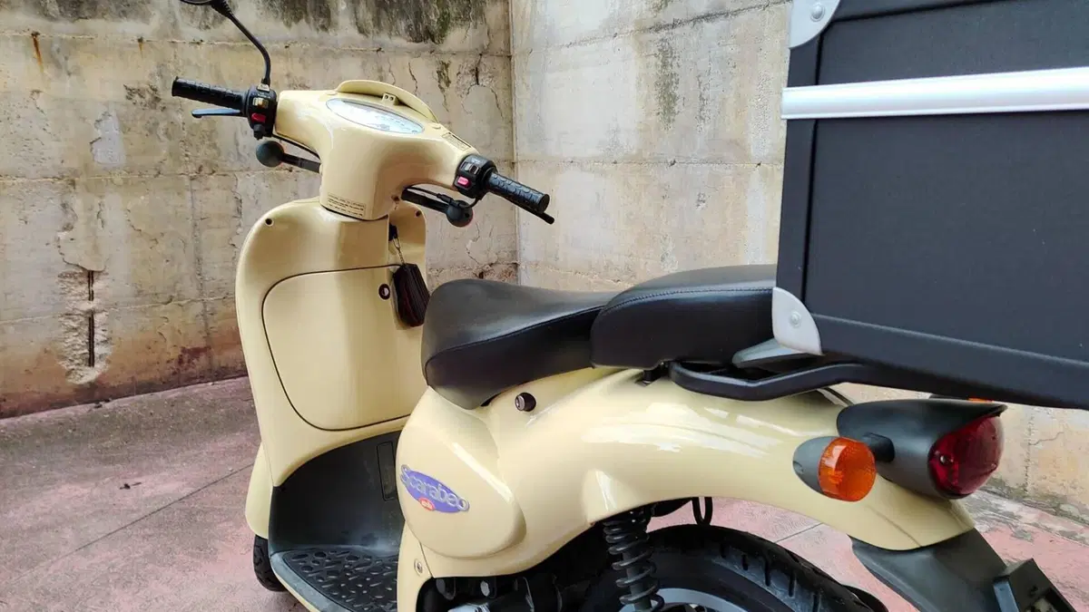 Aprilia Scarabeo 50 (1994 - 99)  (3)