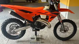 KTM 300 EXC (2025)  (2)