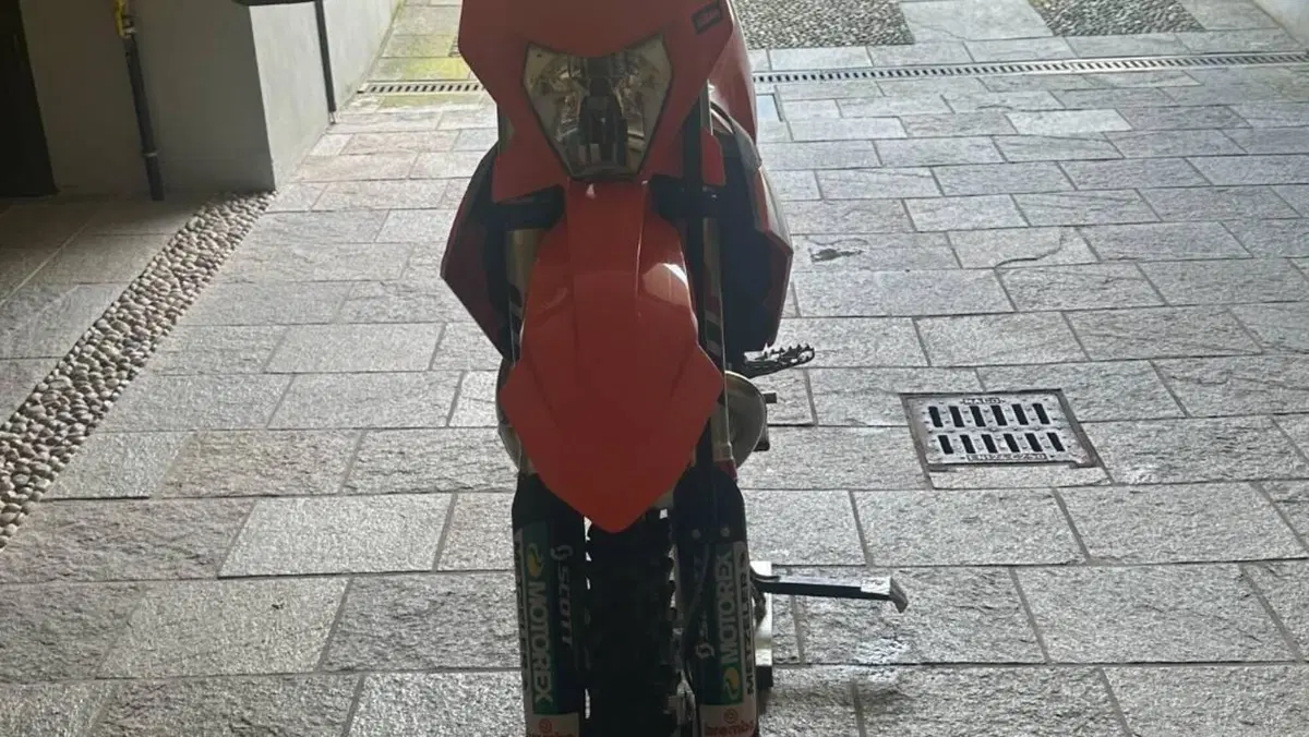 KTM 300 EXC (2025)  (3)