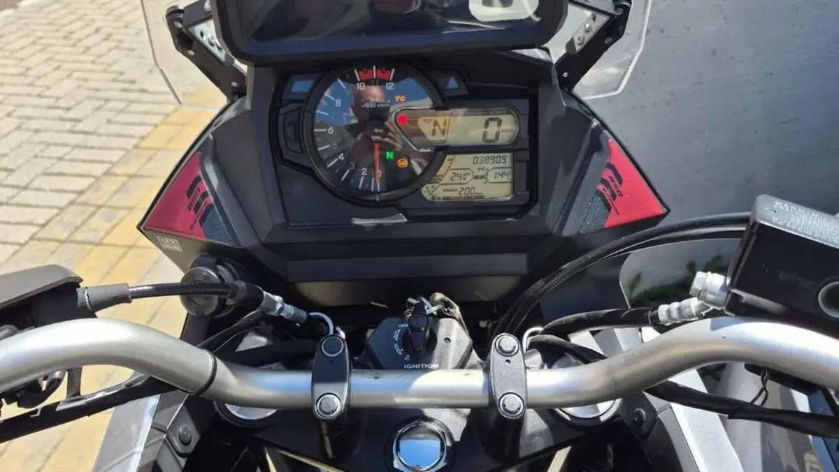 Suzuki V-Strom 650XT ABS (2017 - 20)  (2)
