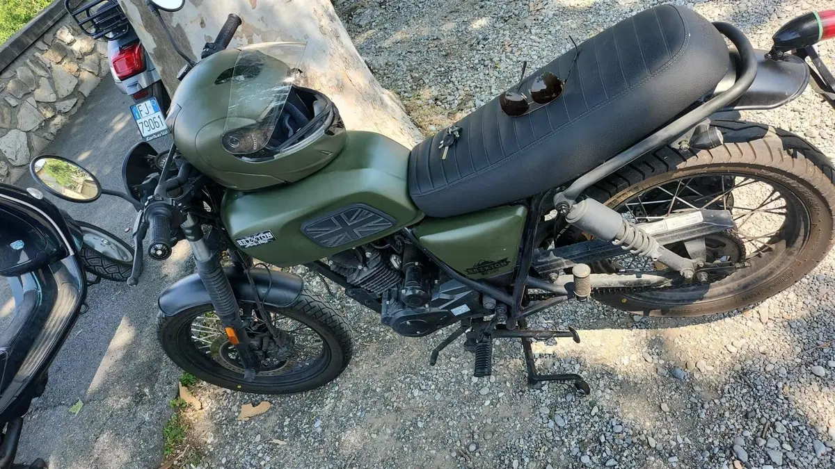 Brixton Motorcycles BX 125 X Scrambler EFI ABS (2019)  (2)